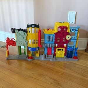 Fisher price rescue city set